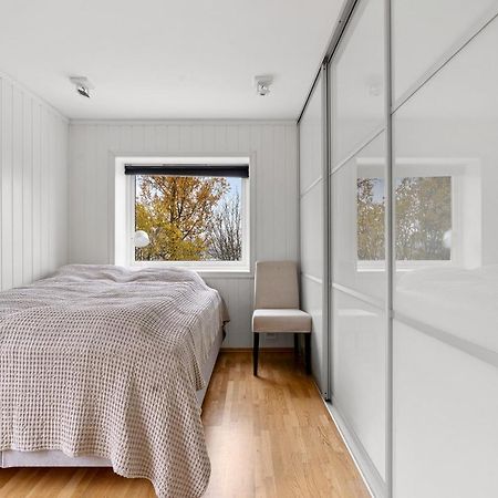 Cozy Elegant 2Bedroom Apt W/Parking And Nice View Tromsø Exteriör bild